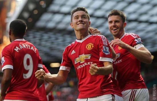 反而愈发坚 反而愈发坚